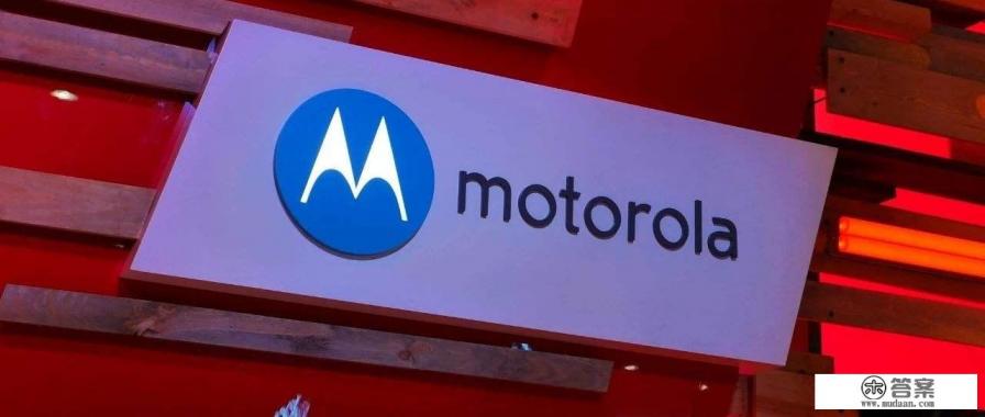 m711c是什么时候的手机？