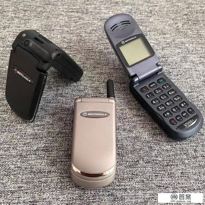 m711c是什么时候的手机？