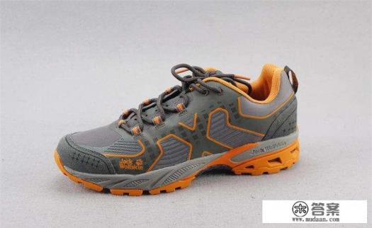 wo旅游鞋是什么品牌? wo旅游鞋是什么品牌?