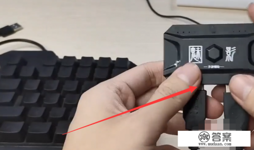 手机游戏键盘王座怎么玩和平精英