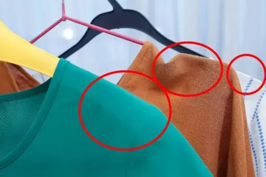 如何挂衣服肩膀没有痕迹