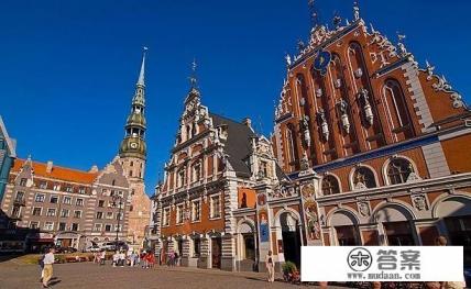 到欧洲旅游，城市里拍摄，用什么镜头好