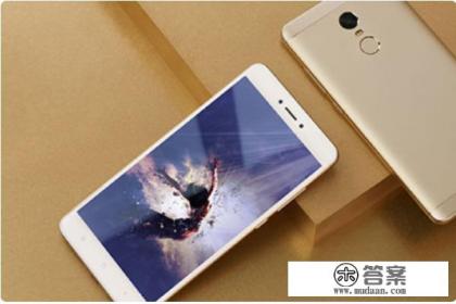 2021年适合老人用的性价比高的智能手机 2021年适合老人用的性价比高的智能手机