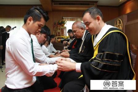 泰国有什么大学，学泰语怎么样