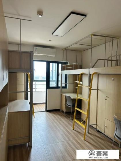 2021鹤壁外国语初中有宿舍吗 2021鹤壁外国语初中有宿舍吗