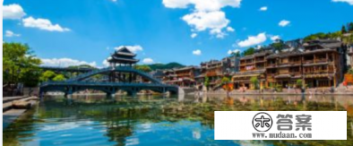 求凤凰古城游玩攻略，两人三天大概要多少