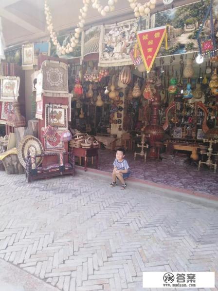 有什么工作是可以一边旅行一边挣钱的 有什么工作是可以一边旅行一边挣钱的