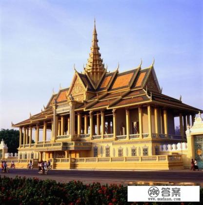一位外国朋友来泰山旅游如何介绍 一位外国朋友来泰山旅游如何介绍
