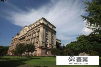 大学为什么被称为象牙塔和伊甸园 大学为什么被称为象牙塔和伊甸园