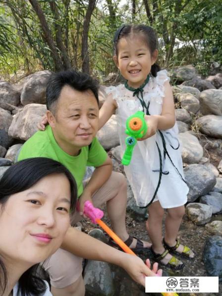 带女友一起外出旅游住宿怎么办 带女友一起外出旅游住宿怎么办