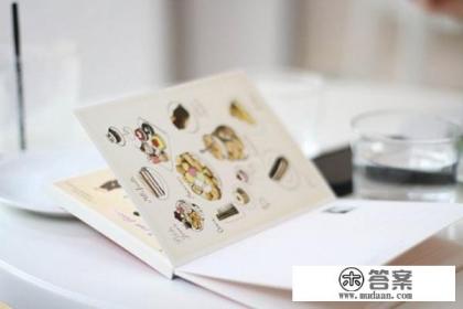 两个有关联的游戏网名 两个有关联的游戏网名