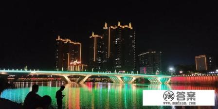 玩游戏特别卡怎么回事 玩游戏特别卡怎么回事