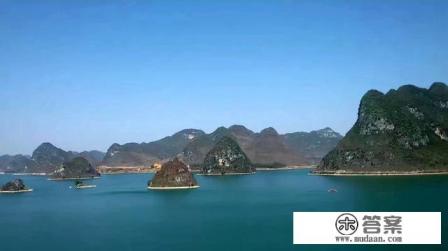 淘气一家计划寒假去新加坡旅游,准备了8000元人民币,可以兑换多少新币?1新币兑换人民币4.96元 淘气一家计划寒假去新加坡旅游,准备了8000元人民币,可以兑换多少新币?1新币兑换人民币4.96元