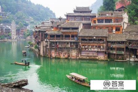 求湖南旅游景点排名前十,哪些比较值得去 求湖南旅游景点排名前十,哪些比较值得去