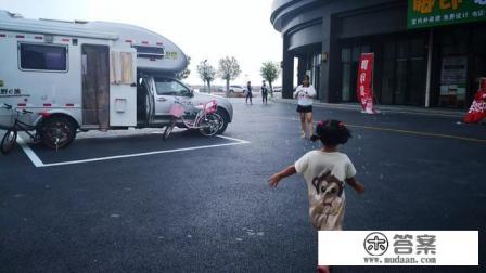 爸爸独自带女儿旅游合适吗 爸爸独自带女儿旅游合适吗
