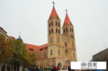 暑假去青岛旅游在哪里住宿又方便又便宜 暑假去青岛旅游在哪里住宿又方便又便宜